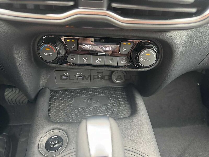 Nissan Juke 1.6 Hybrid N-Connecta  KAMERA SHZG NAVI LED